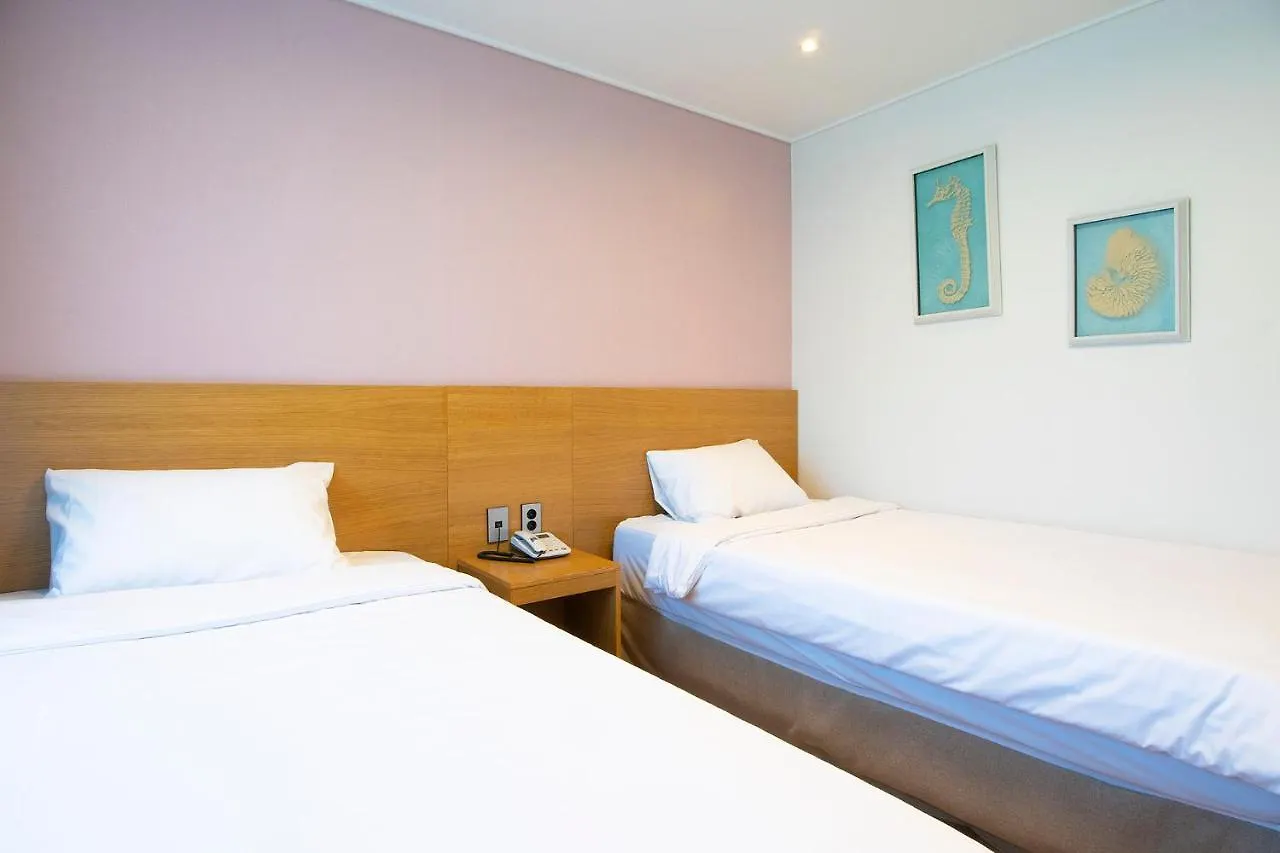 Sims Hotel Jeju