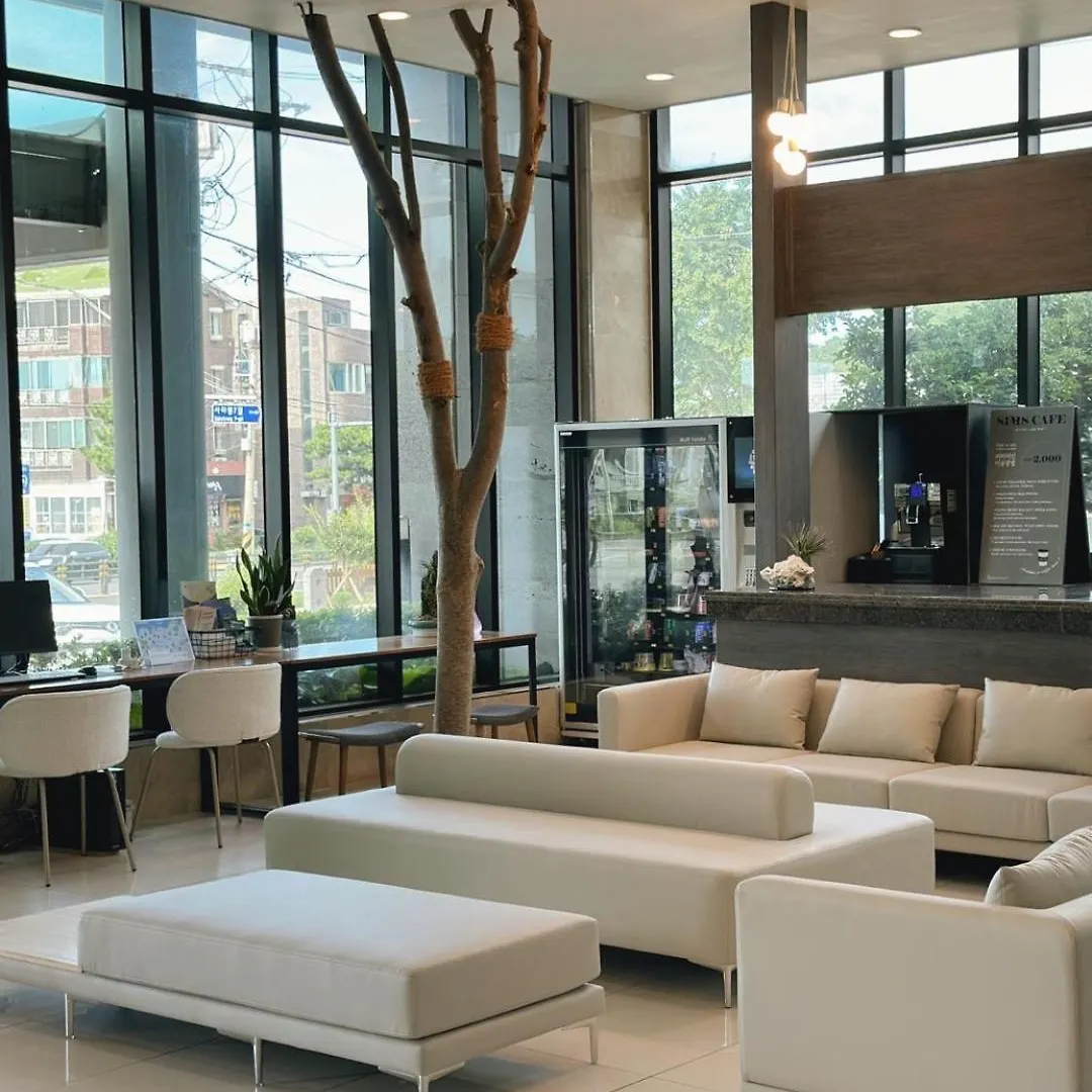Sims Hotel Jeju